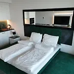 Seaside Park Apartman *